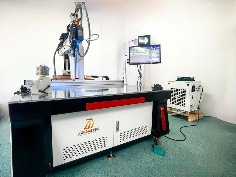 Galvo automatic laser welding system for battery and sheet metal